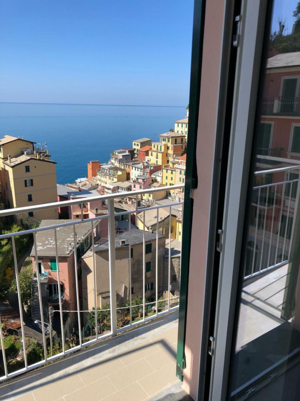 Cinque Terre Coast To Coast Hotell Riomaggiore Eksteriør bilde